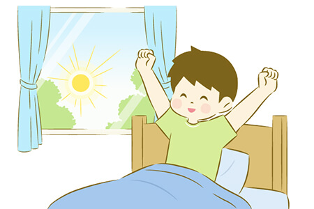 窓越しの太陽を背にベッドで背伸びをする少年のイラスト